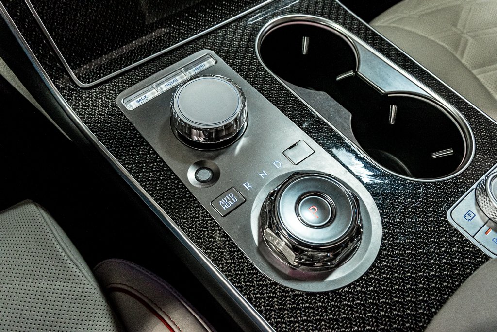 GENESIS GV80 Coupe 3.5T e-SC AWD 415HP TOIT GPS CAM 360 PARK 2025 à Montréal, Québec - 35 - w1024h768px