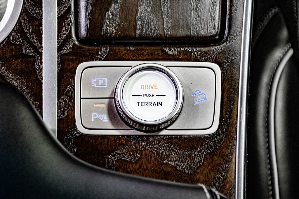 2022 GENESIS GV80 3.5T PRESTIGE 7 PASSAGER TOIT CAM360 PARK ASSIST in Montréal, Quebec - 39 - w1024h768px