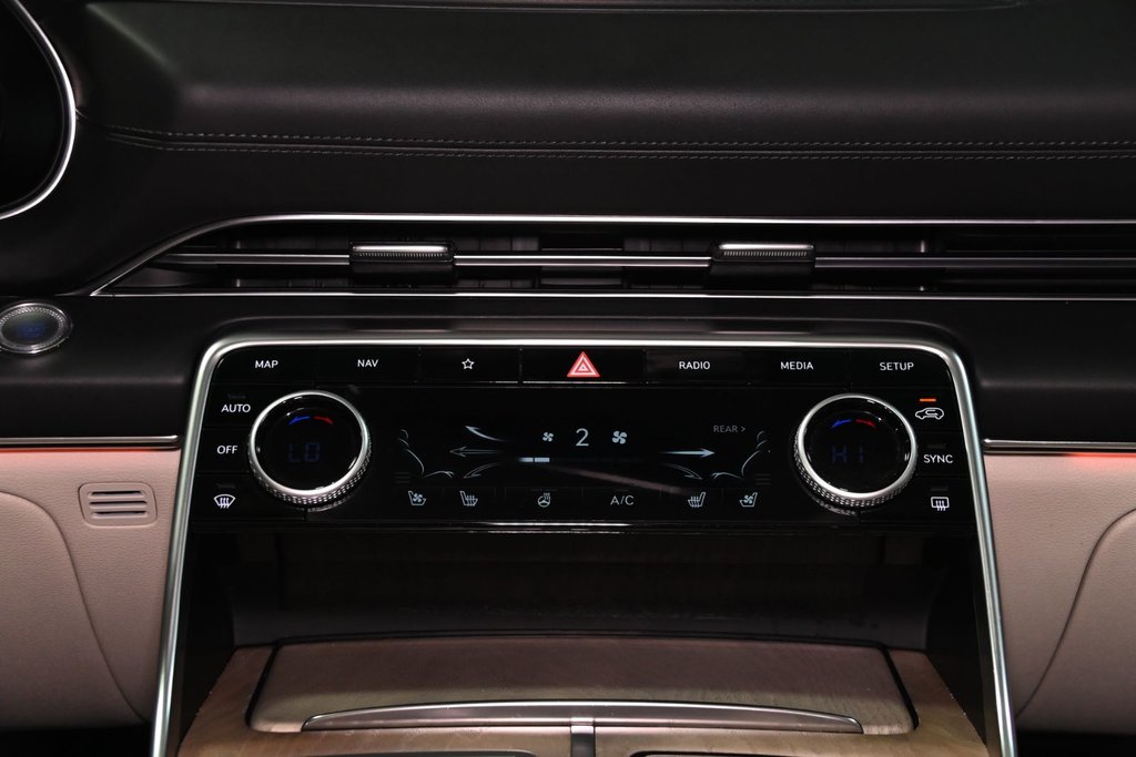 GENESIS GV80 3.5T PRESTIGE 7 PASSAGER TOIT CAM360 PARK ASSIST 2023 à Montréal, Québec - 43 - w1024h768px