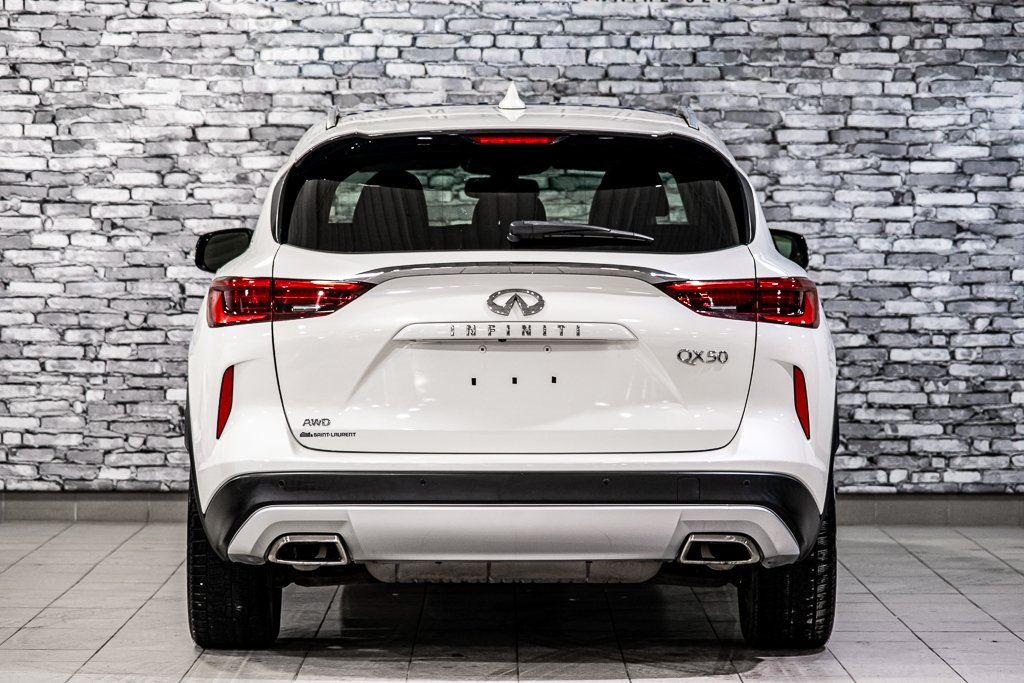 2019 Infiniti QX50 Essential AWD CUIR TOIT SIEGES CHAUFFANTS in Montréal, Quebec - 11 - w1024h768px