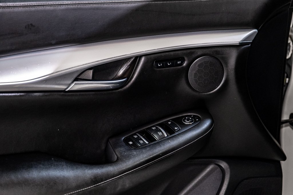 2019 Infiniti QX50 Essential AWD CUIR TOIT SIEGES CHAUFFANTS in Montréal, Quebec - 16 - w1024h768px