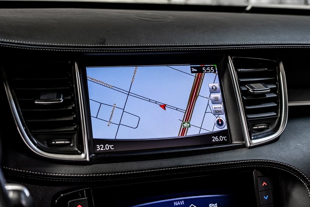 2019 Infiniti QX50 Essential AWD CUIR TOIT SIEGES CHAUFFANTS in Montréal, Quebec - 26 - w1024h768px