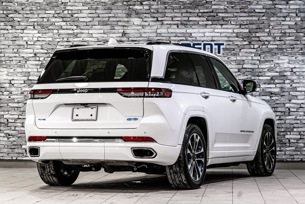 Jeep Grand Cherokee 4xe OVERLAND HYBRID-RECHARGEABLE CUIR TOIT NAV CAM 2022 à Montréal, Québec - 17 - w1024h768px