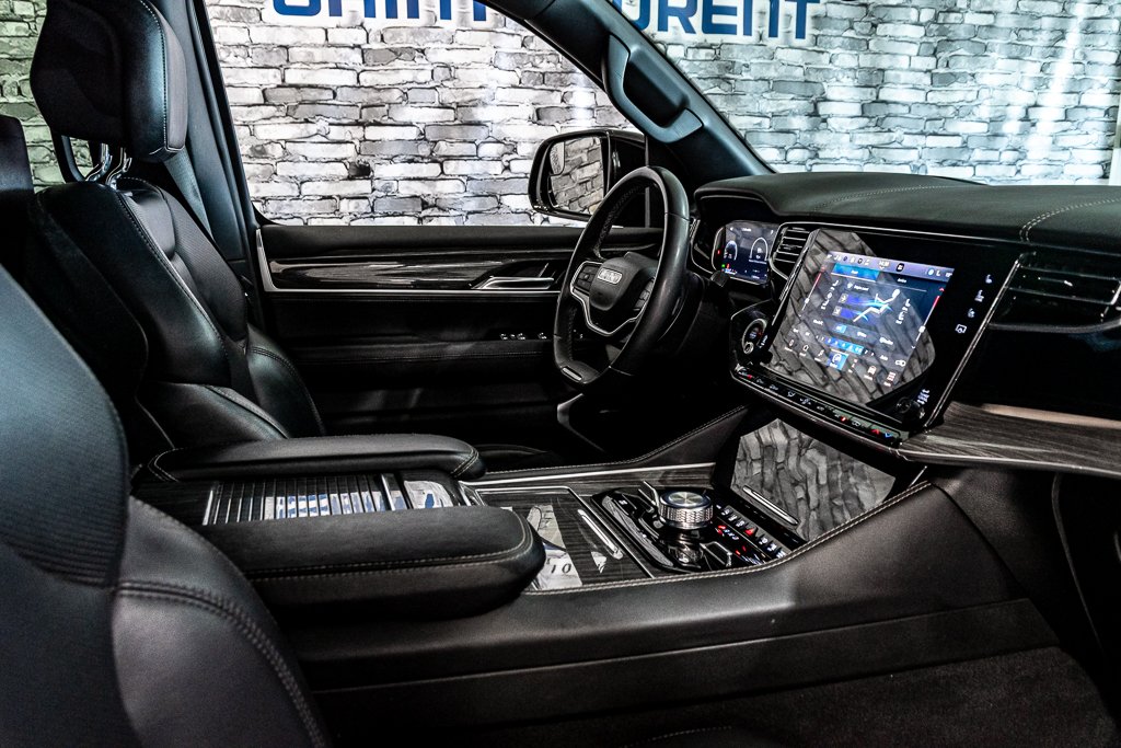 Jeep Wagoneer Series III Cuir 4x4 Sieges Chauffants Uconnect 5 2022 à Montréal, Québec - 28 - w1024h768px