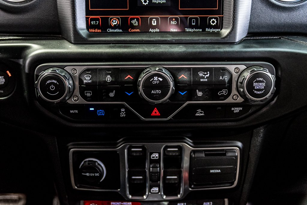 Jeep Wrangler 4xe Unlimited Rubicon Toit Commande Elec Sky 2022 à Montréal, Québec - 25 - w1024h768px
