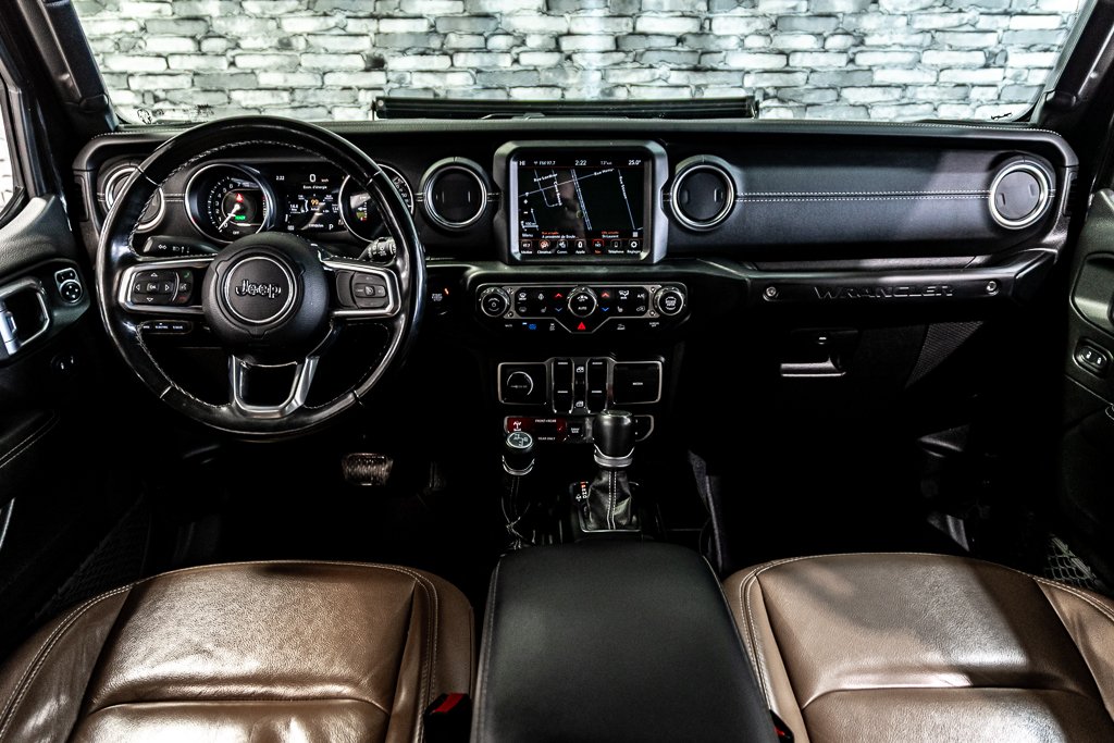 Jeep Wrangler 4xe Unlimited Rubicon Toit Commande Elec Sky 2022 à Montréal, Québec - 4 - w1024h768px