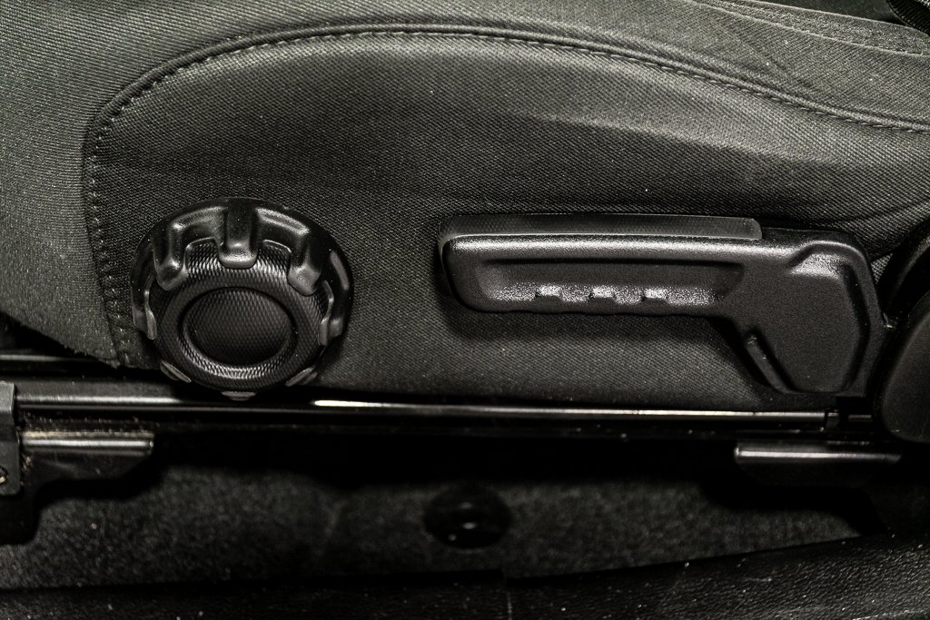 Jeep Wrangler Willys Sport 3.6 V6 AUTOMATIQUE CONVERTIBLE CAMERA 2022 à Montréal, Québec - 14 - w1024h768px