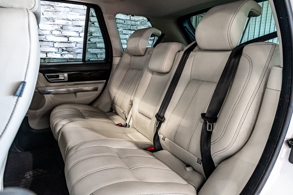 2011 Land Rover Range Rover Sport SC CUIR TOIT PNEUS HIVER SIEGES CHAUFFRANTS in Montréal, Quebec - 18 - w1024h768px