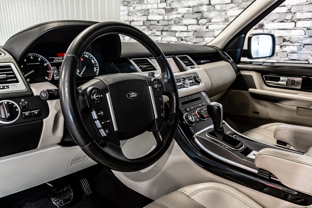 2011 Land Rover Range Rover Sport SC CUIR TOIT PNEUS HIVER SIEGES CHAUFFRANTS in Montréal, Quebec - 15 - w1024h768px