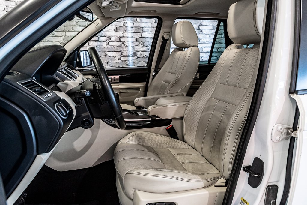 2011 Land Rover Range Rover Sport SC CUIR TOIT PNEUS HIVER SIEGES CHAUFFRANTS in Montréal, Quebec - 17 - w1024h768px