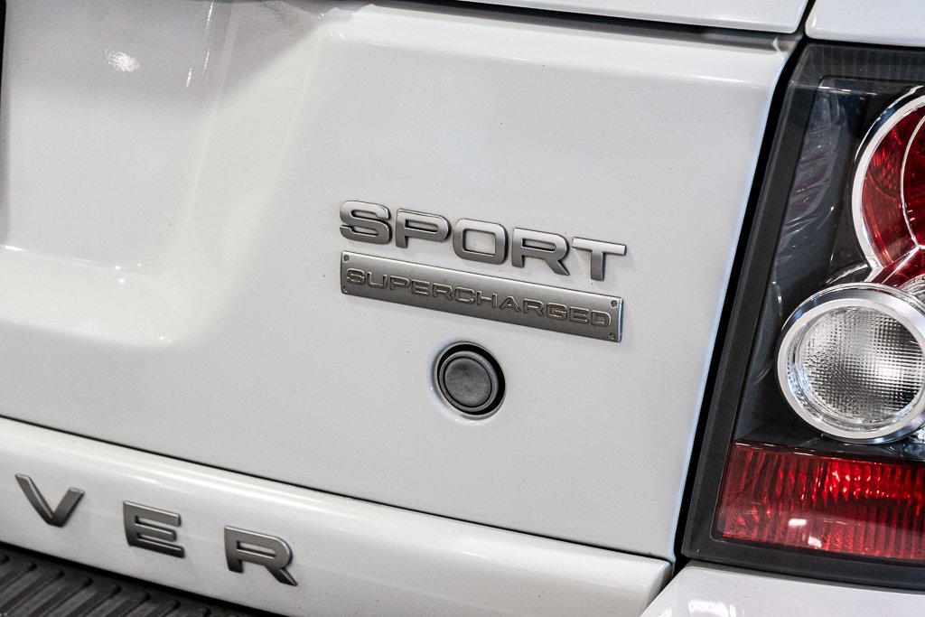 2011 Land Rover Range Rover Sport SC CUIR TOIT PNEUS HIVER SIEGES CHAUFFRANTS in Montréal, Quebec - 10 - w1024h768px