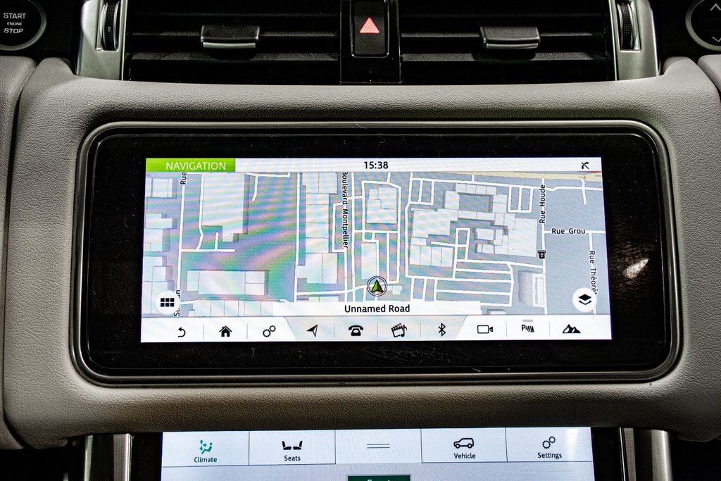 2021 Land Rover Range Rover Sport HSE Silver EDITION DIESEL MERIDIAN HUD TOIT PANO in Montréal, Quebec - 26 - w1024h768px