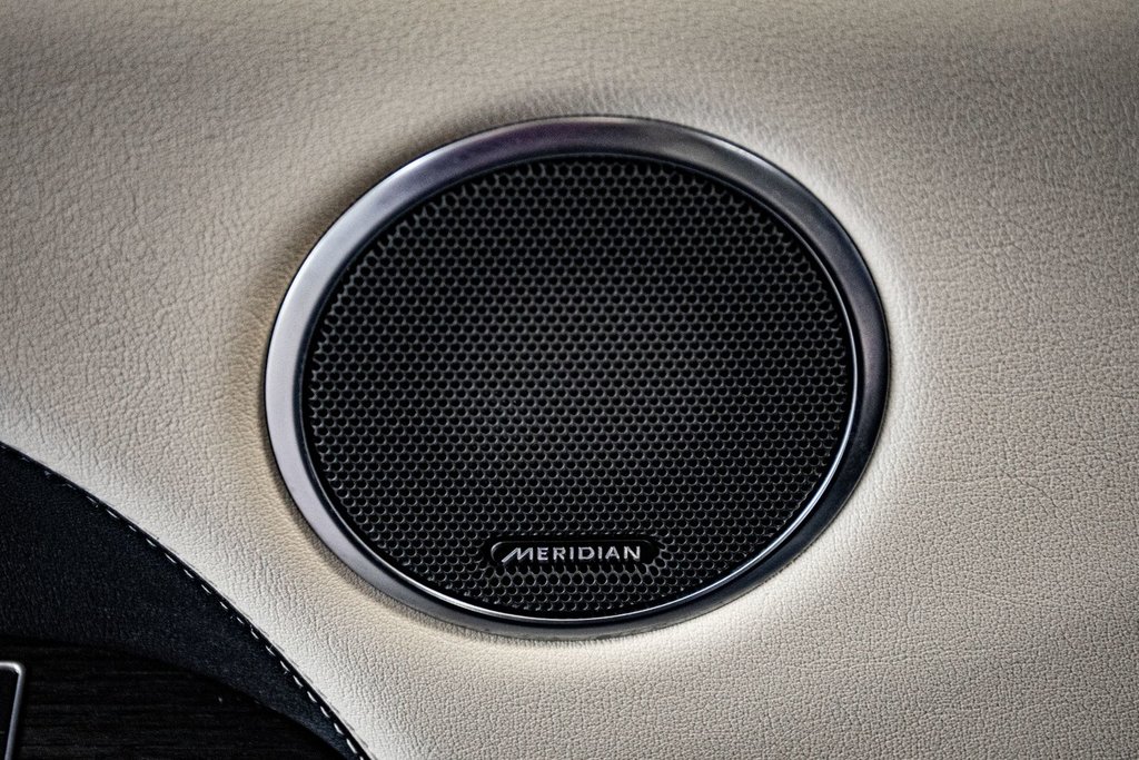 2021 Land Rover Range Rover Sport HSE Silver EDITION DIESEL MERIDIAN HUD TOIT PANO in Montréal, Quebec - 24 - w1024h768px