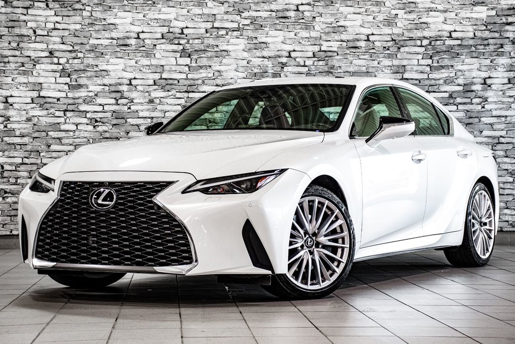 Lexus IS 300 AWD CAM 360 CUIR TOIT NAV 2021 à Montréal, Québec - 1 - w1024h768px