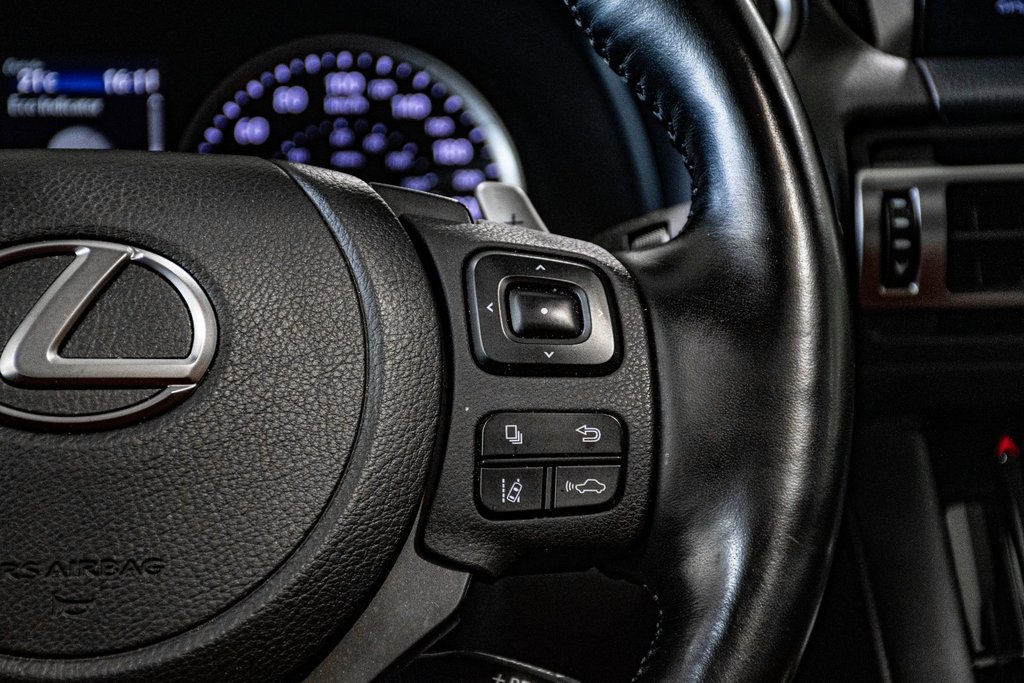 Lexus IS 300 AWD CAM 360 CUIR TOIT NAV 2021 à Montréal, Québec - 34 - w1024h768px