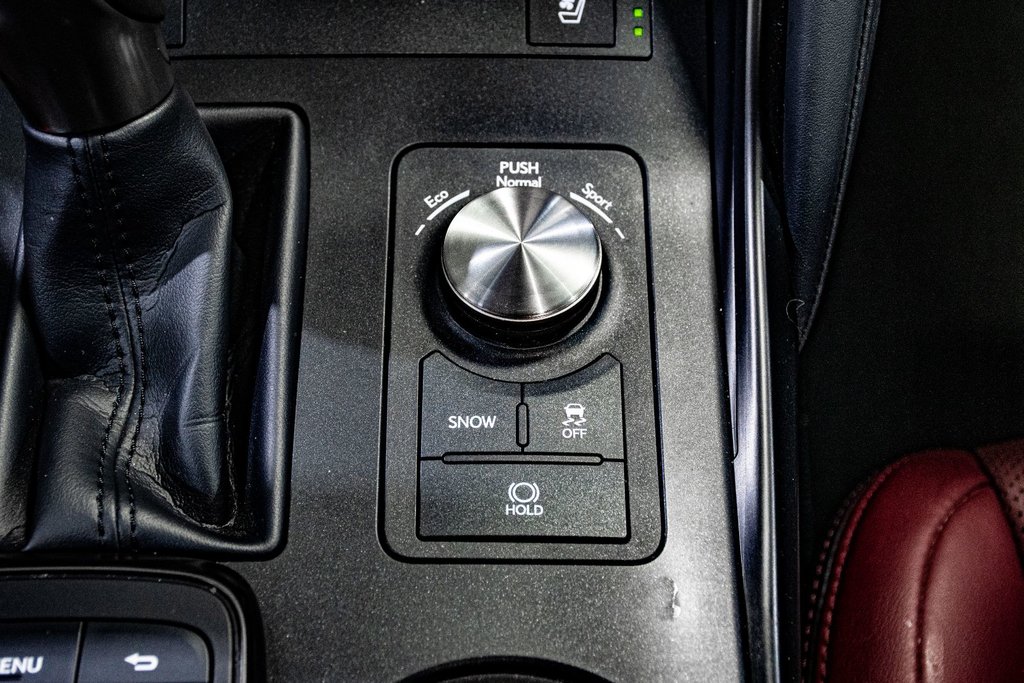 Lexus IS 300 AWD CAM 360 CUIR TOIT NAV 2021 à Montréal, Québec - 31 - w1024h768px