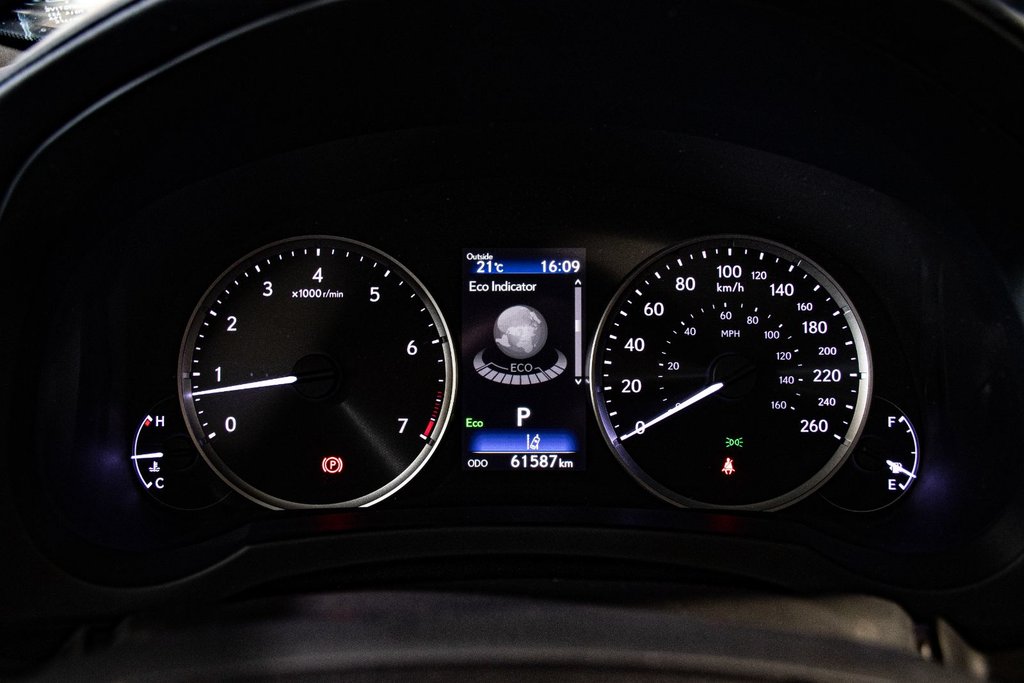 Lexus IS 300 AWD CAM 360 CUIR TOIT NAV 2021 à Montréal, Québec - 35 - w1024h768px