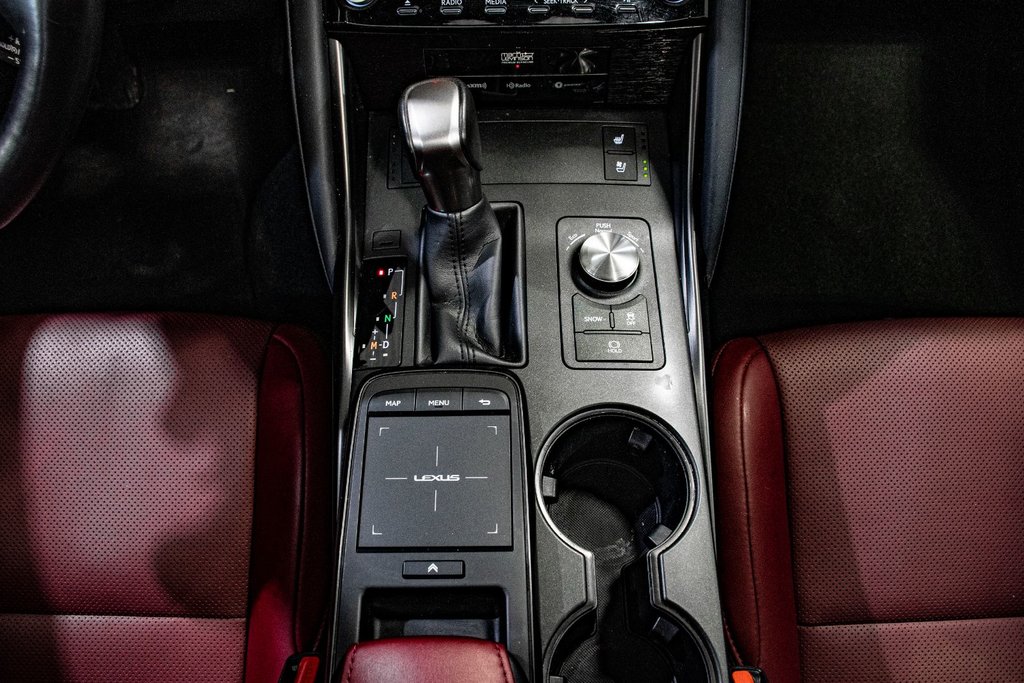 Lexus IS 300 AWD CAM 360 CUIR TOIT NAV 2021 à Montréal, Québec - 29 - w1024h768px