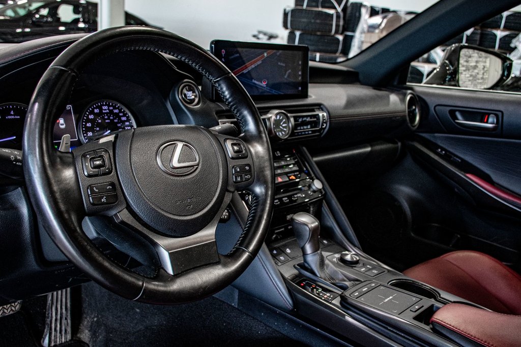 Lexus IS 300 AWD CAM 360 CUIR TOIT NAV 2021 à Montréal, Québec - 17 - w1024h768px
