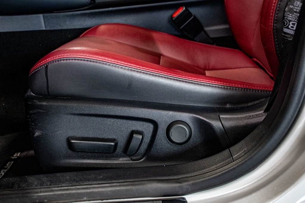 Lexus IS 300 AWD CAM 360 CUIR TOIT NAV 2021 à Montréal, Québec - 21 - w1024h768px