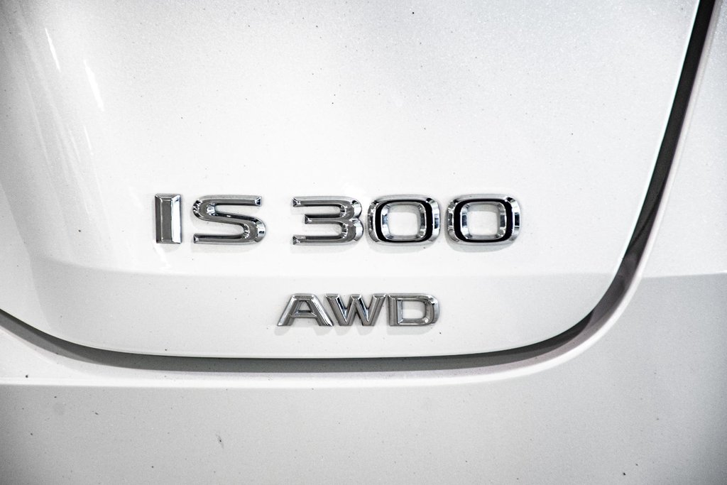 Lexus IS 300 AWD CAM 360 CUIR TOIT NAV 2021 à Montréal, Québec - 13 - w1024h768px