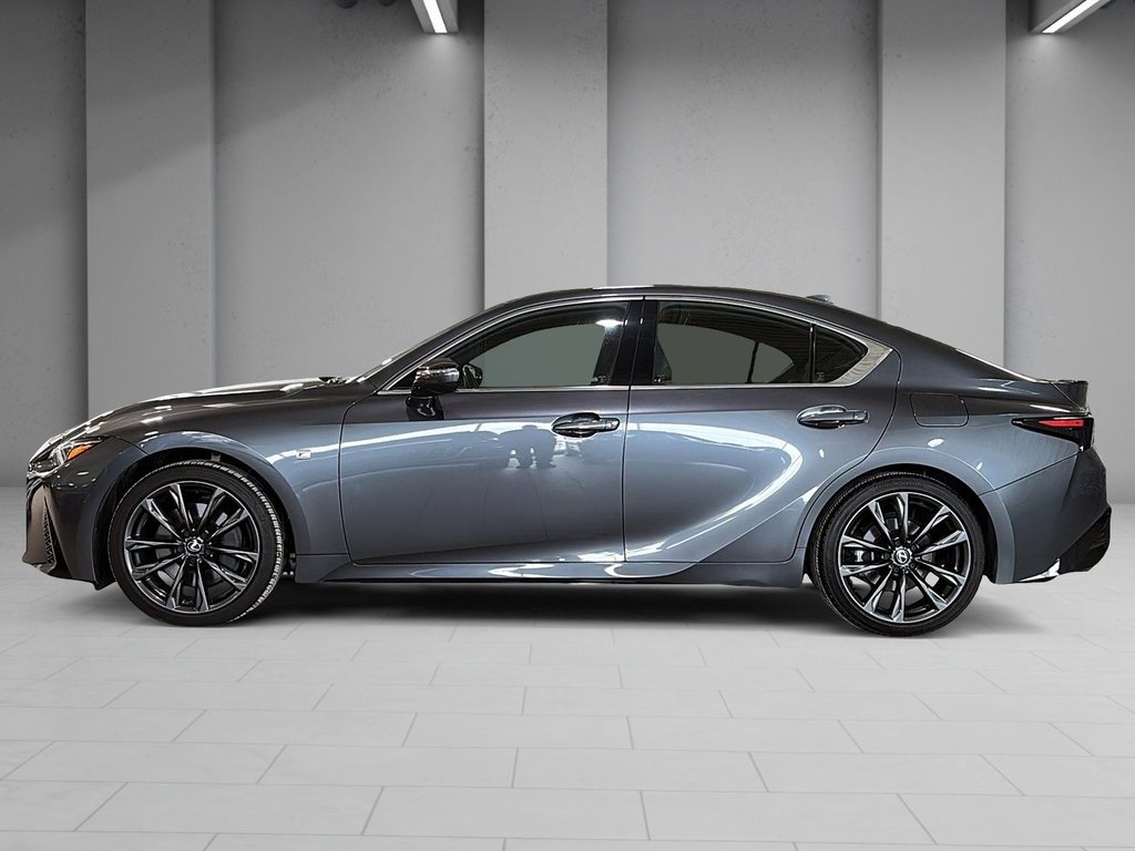 Lexus IS 300 F SPORT TOIT CUIR SIEGES CHAUFFANTS 2024 à Montréal, Québec - 4 - w1024h768px