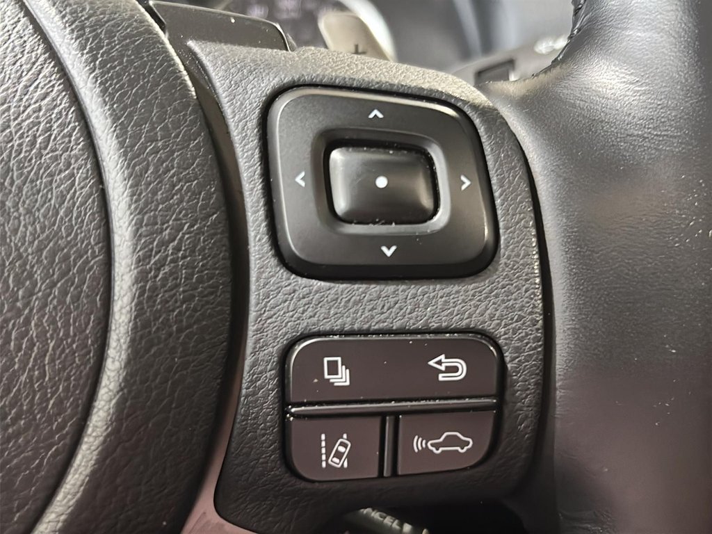 Lexus IS 300 F SPORT TOIT CUIR SIEGES CHAUFFANTS 2024 à Montréal, Québec - 34 - w1024h768px