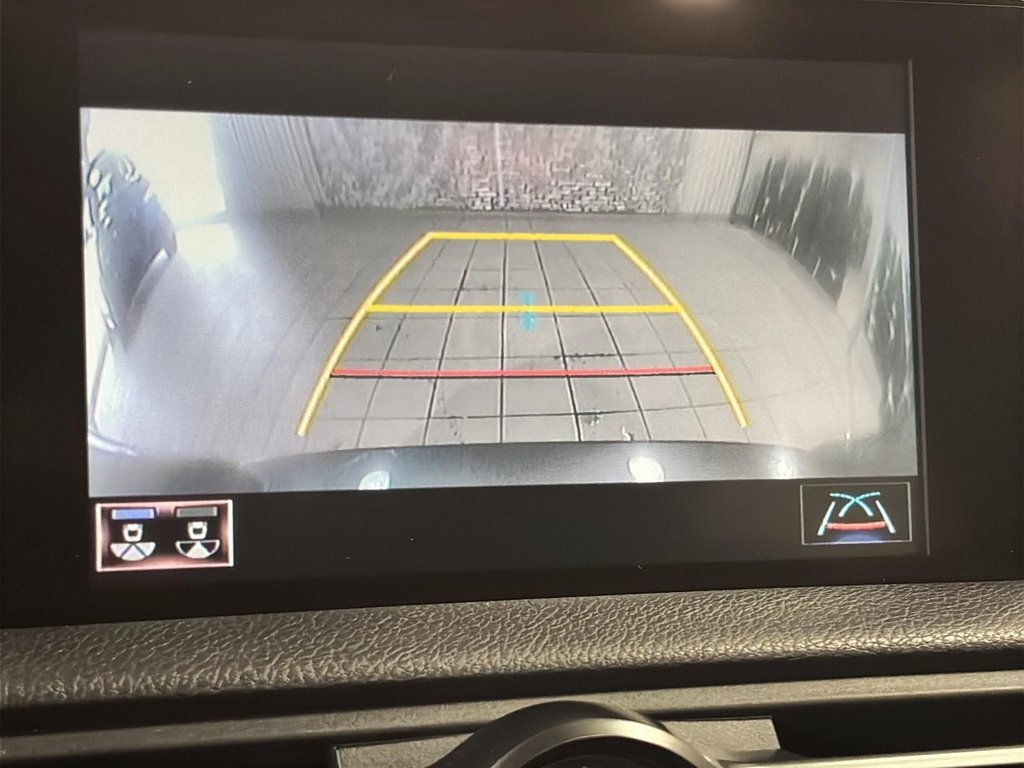 Lexus IS 300 F SPORT TOIT CUIR SIEGES CHAUFFANTS 2024 à Montréal, Québec - 30 - w1024h768px