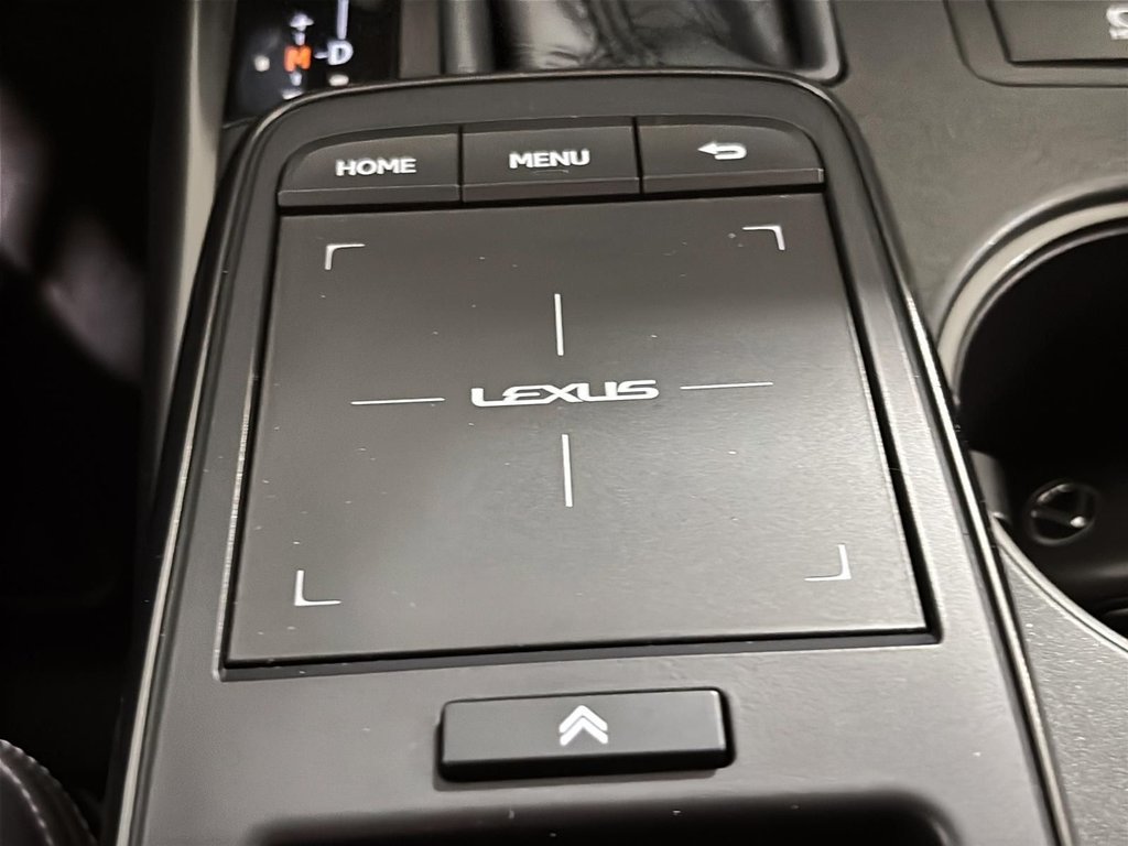 Lexus IS 300 F SPORT TOIT CUIR SIEGES CHAUFFANTS 2024 à Montréal, Québec - 37 - w1024h768px