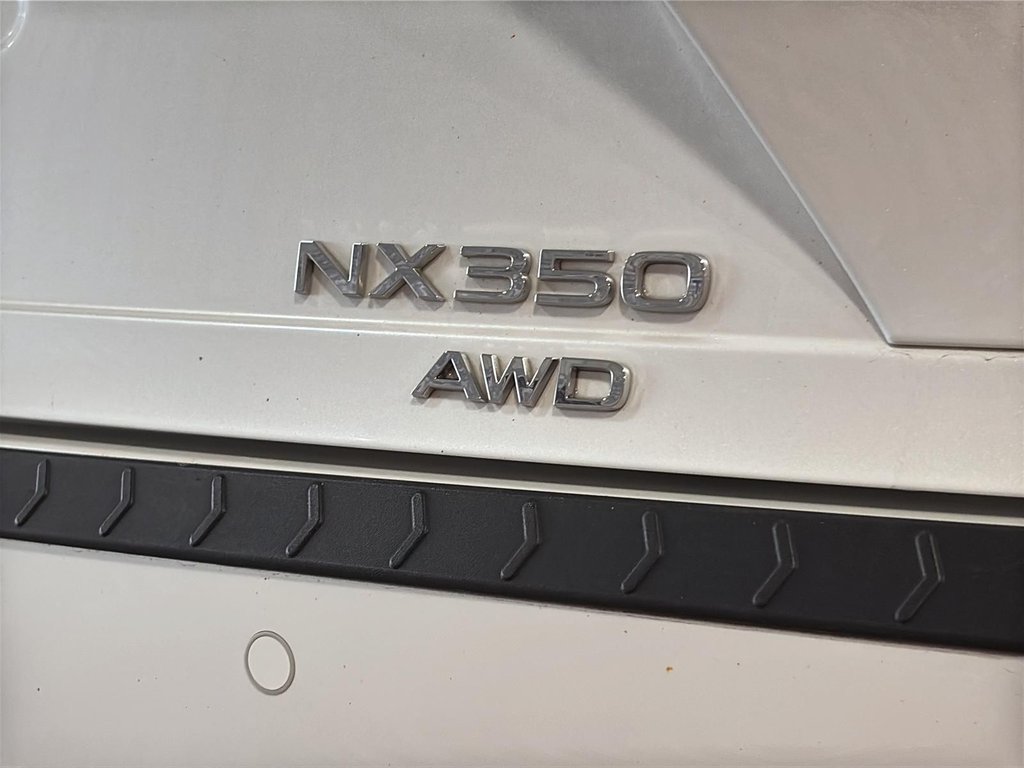 Lexus NX 350 Cuir Toit Cam Sieges Chauffants Gps 2022 à Montréal, Québec - 8 - w1024h768px