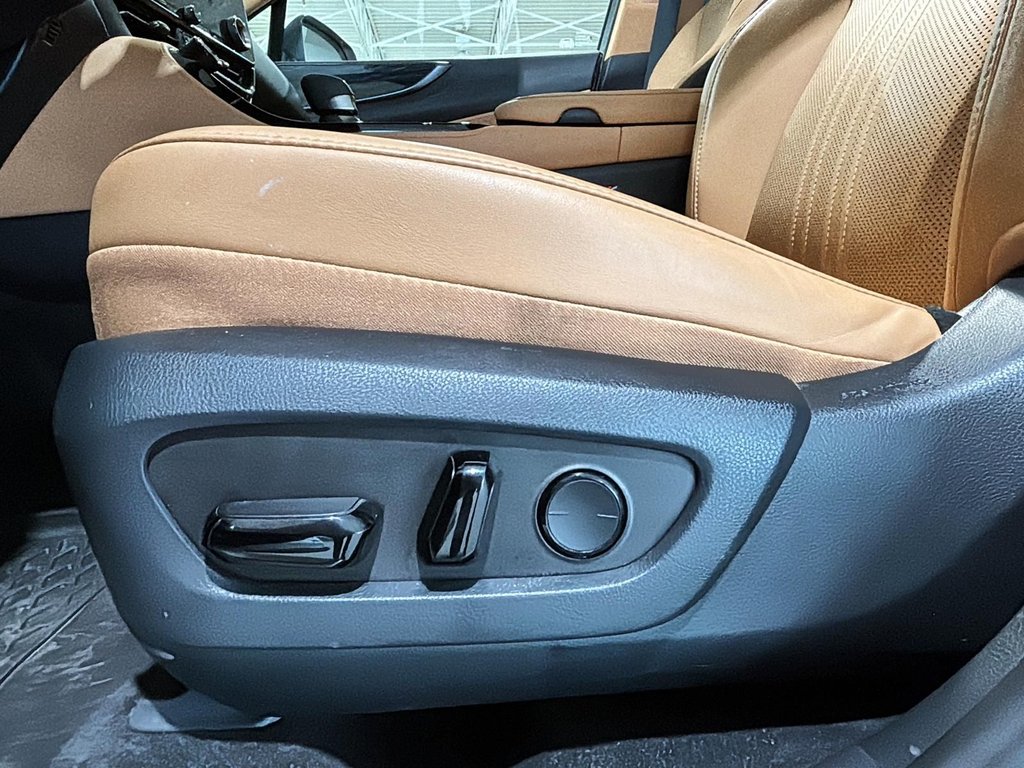 Lexus NX 350 Cuir Toit Cam Sieges Chauffants Gps 2022 à Montréal, Québec - 16 - w1024h768px