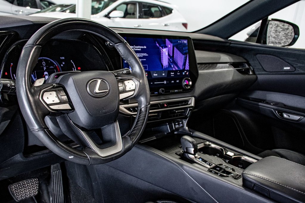 2023 Lexus RX 350 AWD EXECUTIVE PACK MARK LEVINSON SURROUND in Montréal, Quebec - 19 - w1024h768px
