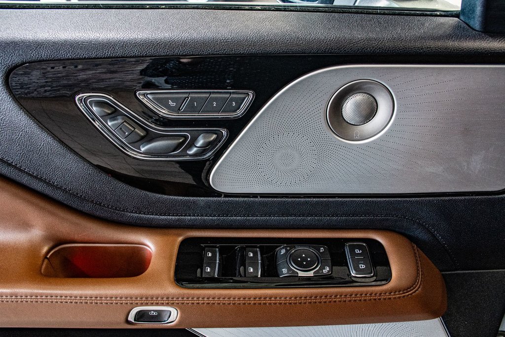 2021 Lincoln Aviator RESERVE DYNAMIC HANDLING PKG ELEMENT PKG in Montréal, Quebec - 21 - w1024h768px