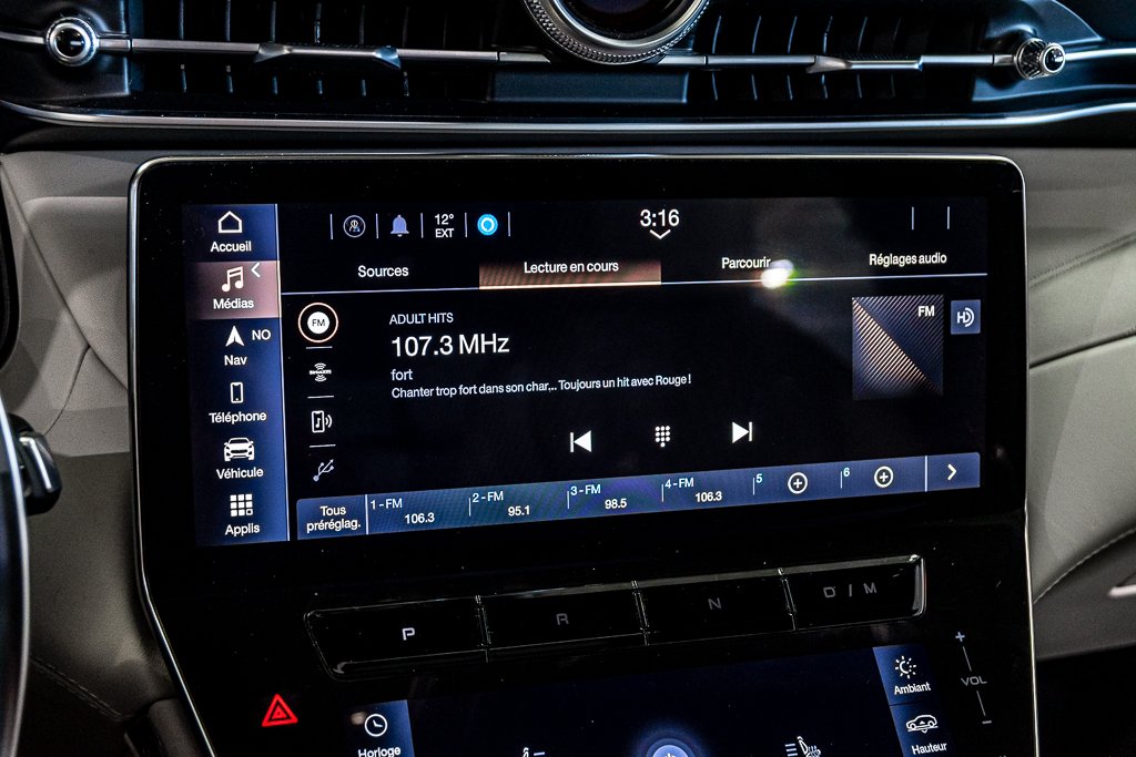 2023 Maserati Grecale Modena Sonus faber AppleCarPlay Android Auto Hud in Montréal, Quebec - 25 - w1024h768px