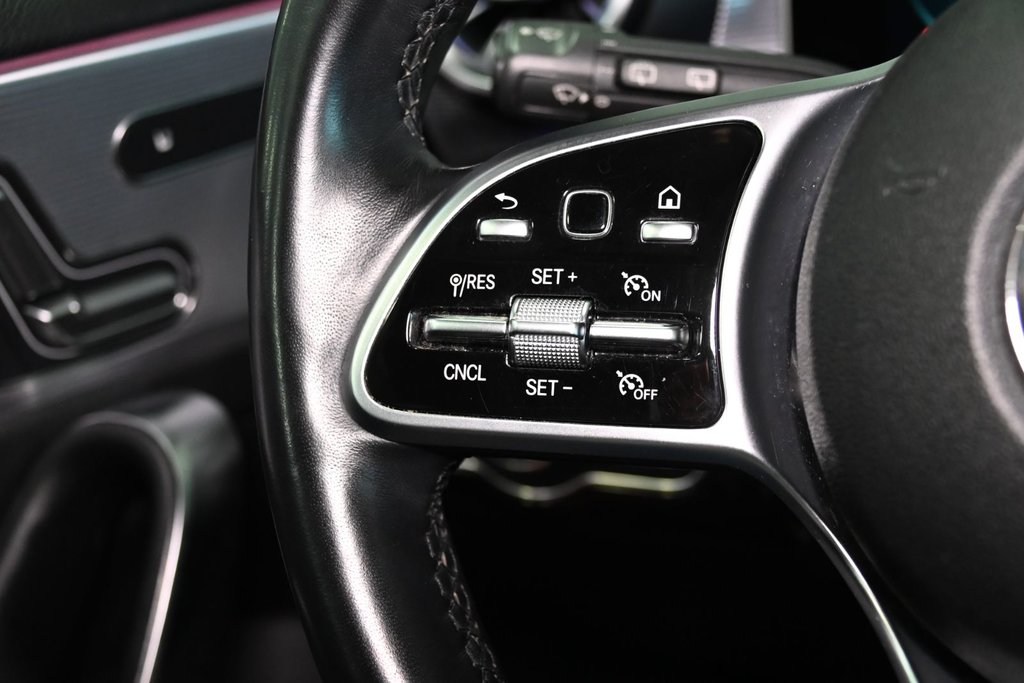 2020 Mercedes-Benz A-Class A 250 4MATIC PREMIUM PACK CUIR TOIT CAMERA CARPLAY in Montréal, Quebec - 28 - w1024h768px
