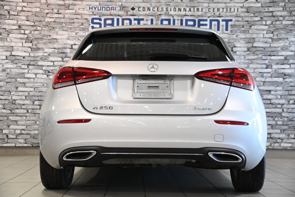 2020 Mercedes-Benz A-Class A 250 4MATIC PREMIUM PACK CUIR TOIT CAMERA CARPLAY in Montréal, Quebec - 12 - w1024h768px