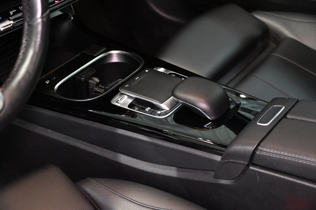 2020 Mercedes-Benz A-Class A 250 4MATIC PREMIUM PACK CUIR TOIT CAMERA CARPLAY in Montréal, Quebec - 20 - w1024h768px
