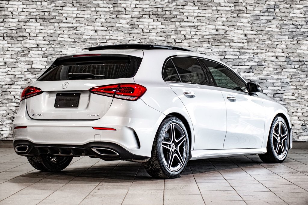 2022 Mercedes-Benz A-Class A 250 4MATIC NIGHT PACKAGE CUIR TOIT CAMERA in Montréal, Quebec - 12 - w1024h768px