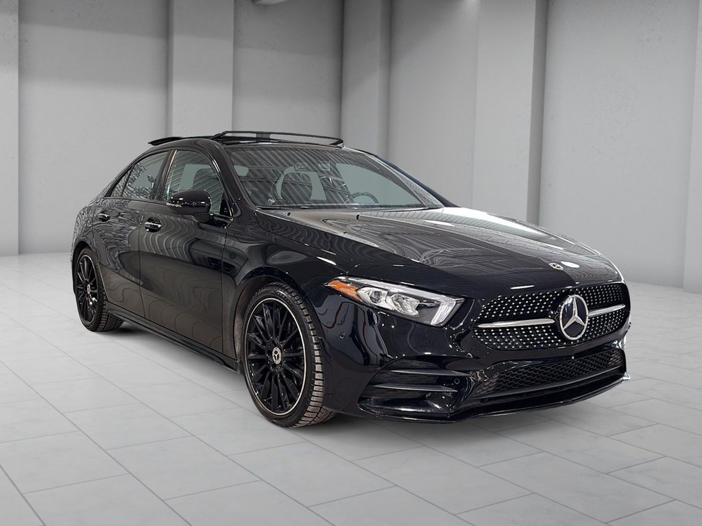 2022 Mercedes-Benz A-Class A 220 4MATIC AMG Night Package, TOIT CUIR in Montréal, Quebec - 23 - w1024h768px