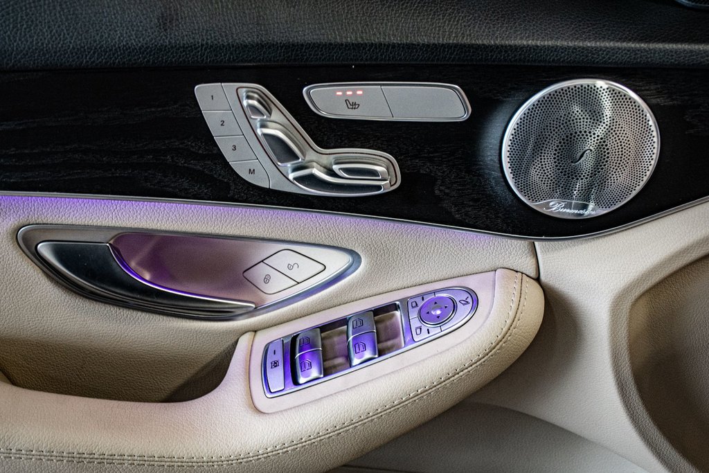 2020 Mercedes-Benz C-Class C 300 NIGHT PACK PREMIUM PACK TECH PACK BURMESTER in Montréal, Quebec - 23 - w1024h768px