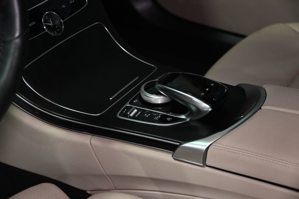2020 Mercedes-Benz C-Class C 300 NIGHT PACK PREMIUM PACK TECH PACK BURMESTER in Montréal, Quebec - 20 - w1024h768px