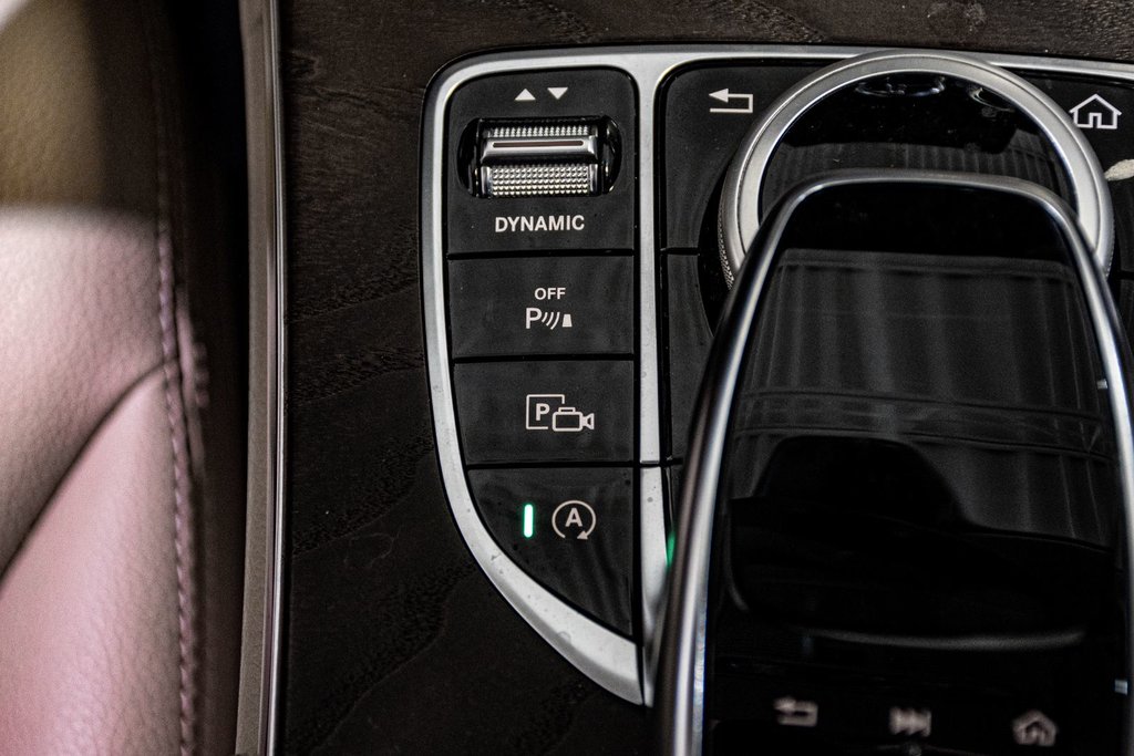2021 Mercedes-Benz C-Class C 300 4MATIC NIGHT PACK PREMIUM PACK  BURMESTER in Montréal, Quebec - 30 - w1024h768px