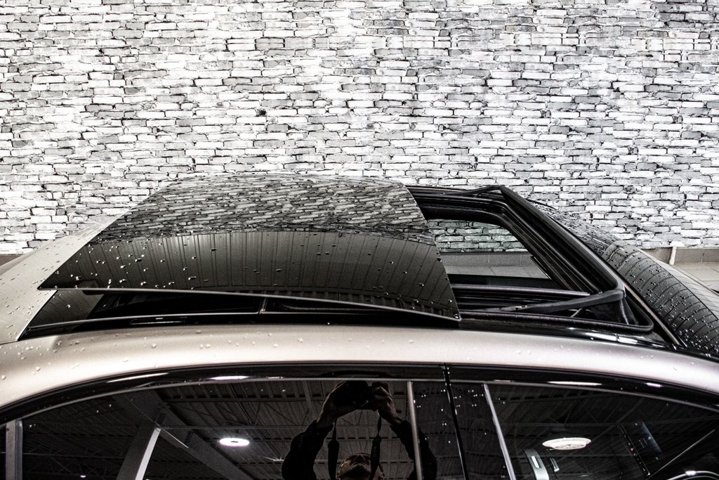 2022 Mercedes-Benz C-Class C 300 4MATIC NIGHT & PREMIUM & TECHNOLOGIE PKG in Montréal, Quebec - 9 - w1024h768px