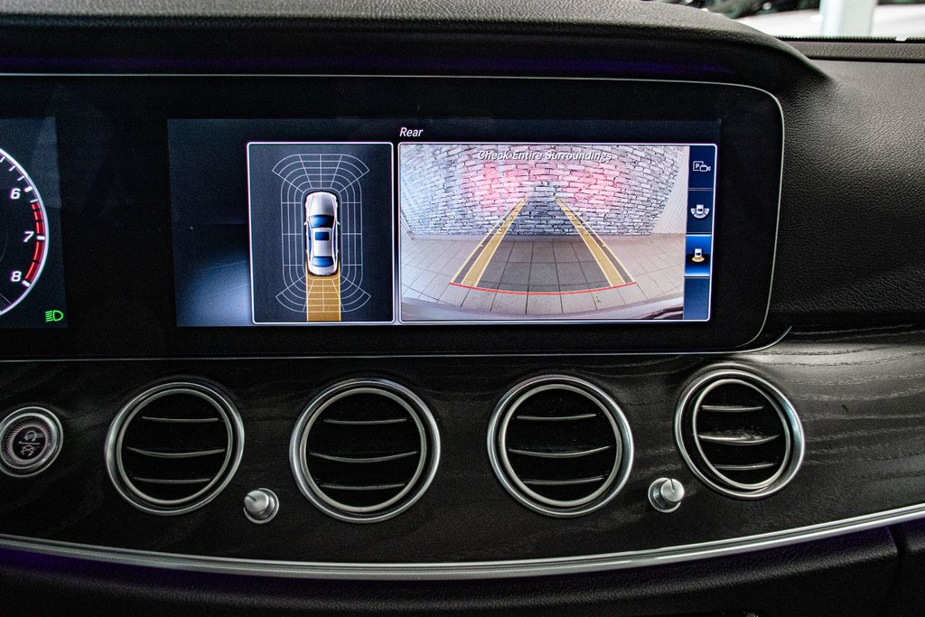 2017 Mercedes-Benz E-Class E 300 AWD BURMESTER NAVIGATION TOIT CUIR MAGS in Montréal, Quebec - 23 - w1024h768px