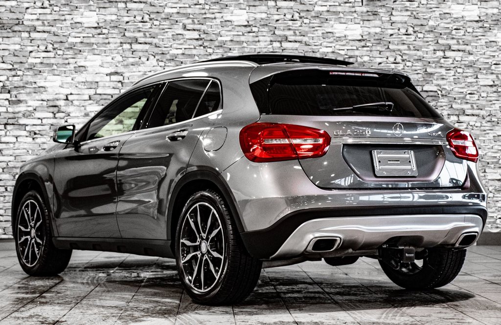 2017 Mercedes-Benz GLA 250 4MATIC TOIT PANO CUIR CAMERA in Montréal, Quebec - 19 - w1024h768px