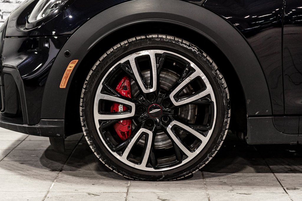 MINI 3 Door John Cooper Works Multitone Roof Cuir Toit Camera 2024 à Montréal, Québec - 3 - w1024h768px