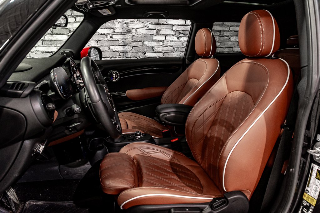 MINI 3 Door John Cooper Works Multitone Roof Cuir Toit Camera 2024 à Montréal, Québec - 17 - w1024h768px