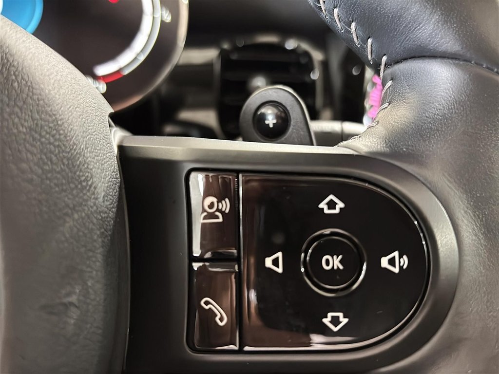 MINI 3 Door COOPER S PREMIER GPS CUIR MAGS CARPLAY CAMERA 360 2024 à Montréal, Québec - 31 - w1024h768px