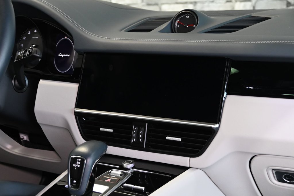Porsche Cayenne PLATINUM EDIT PREMIUM PACKAGE BOSE HUD CAM360 TOIT 2023 à Montréal, Québec - 11 - w1024h768px