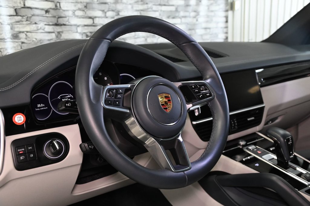 Porsche Cayenne PLATINUM EDIT PREMIUM PACKAGE BOSE HUD CAM360 TOIT 2023 à Montréal, Québec - 12 - w1024h768px